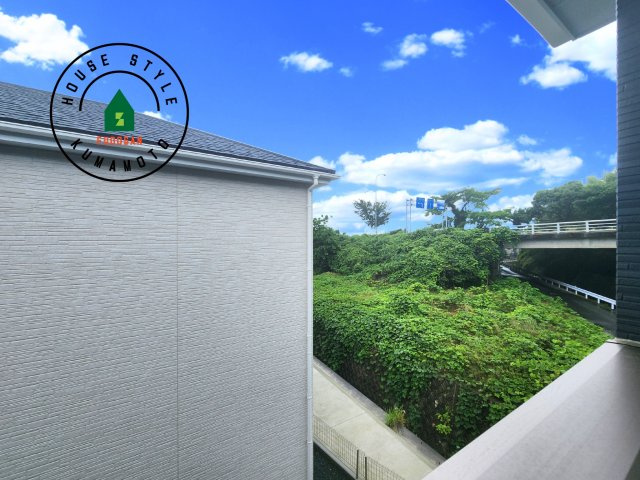 菊池郡大津町大字室第12-2棟（11号棟）　の展望|窓から緑が見える物件も魅力的です。