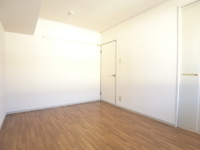  | レジデンス小林