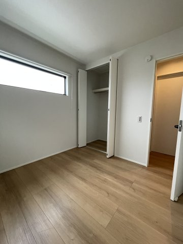 福山市新涯町一丁目　１号地の洋室