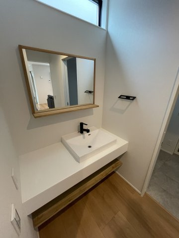 福山市新涯町一丁目　１号地の洗面所