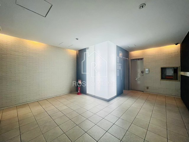 パウゼ堺筋のロビー