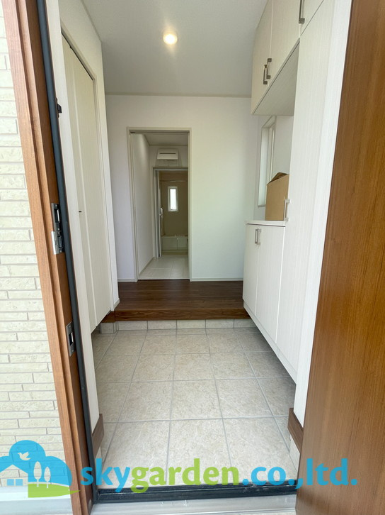 茅ヶ崎市今宿　新築戸建　全8棟8号棟の玄関