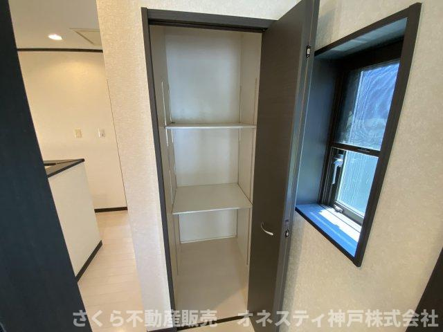 神戸市西区井吹台東町５丁目戸建の収納|2階、階段前の収納スペースです！