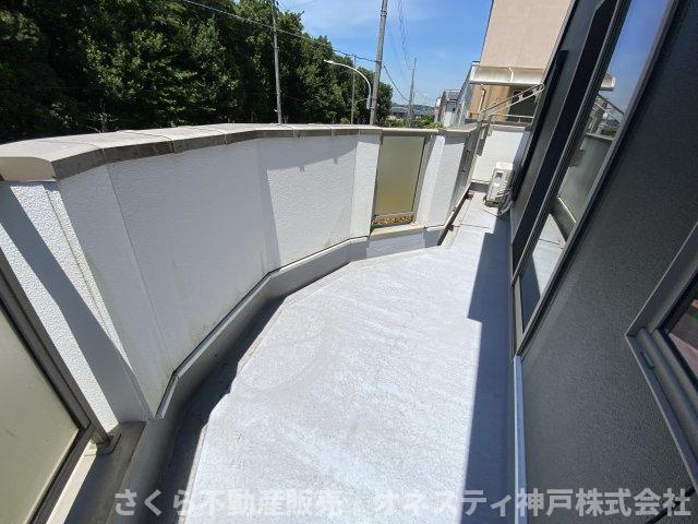 神戸市西区井吹台東町５丁目戸建のバルコニー|陽当たり良好のバルコニーです！