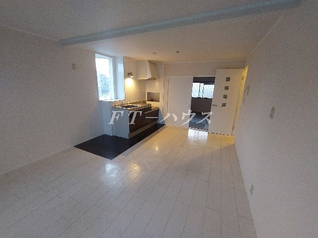 スカイハイツ窪田のロビー