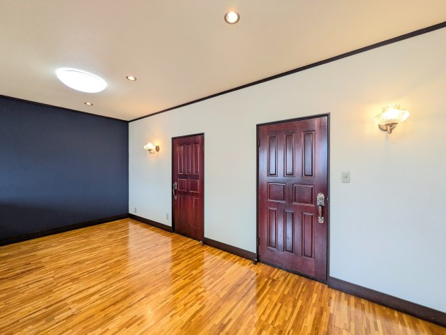 大堂ビルの内装