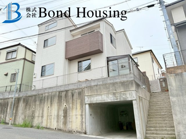 「堀込車庫」「LDK18帖以上」玉津町二ツ屋 築16年の外観