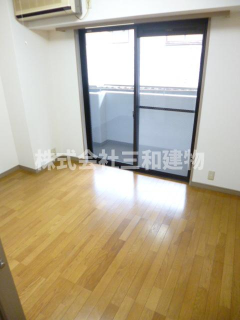 神勇ビルの居間・リビング|同間取り別室の参考写真です