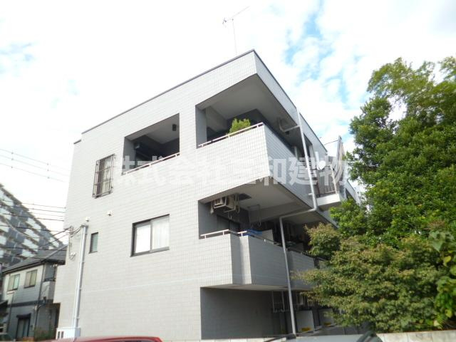 神勇ビルの外観