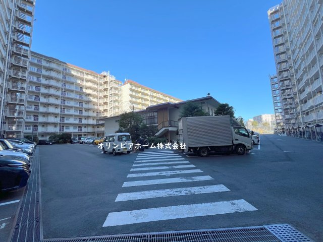 コンドミニアム葛西　9階の駐車場