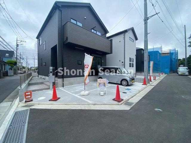 【居間・リビング】 | 家具の配置がしやすい縦長リビングの間取りとなっております◎