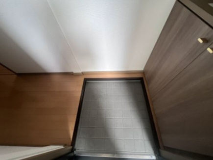 ハイツMKの玄関