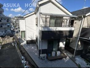 別所中里台中古戸建の前面道路含む現地写真|前面道路