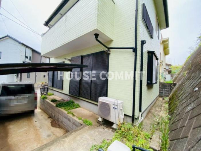 新中沢　中古戸建の駐車場