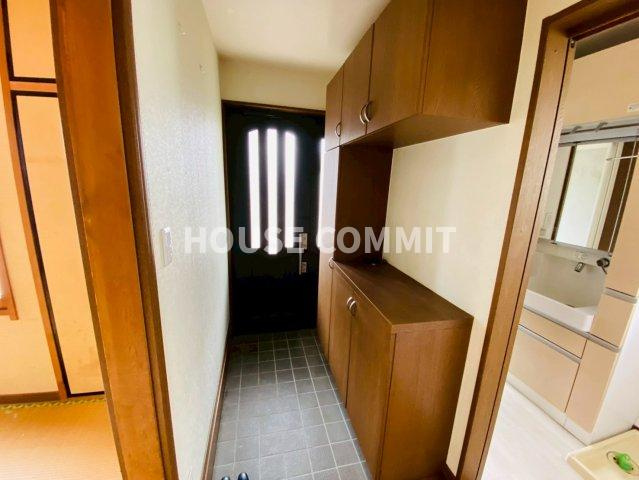 新中沢　中古戸建の玄関