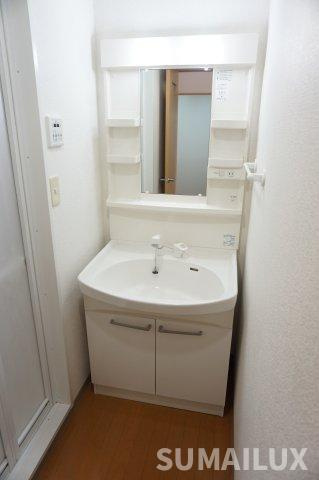 アクアクロス光の森の独立洗面台