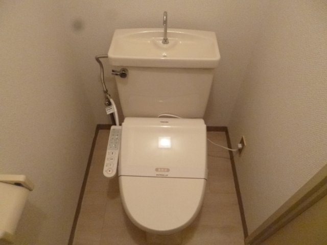 メゾンラフォーレⅡのトイレ|他部屋参考写真