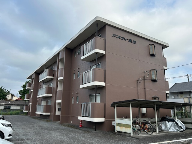 富士宮市黒田の一棟マンションの外観