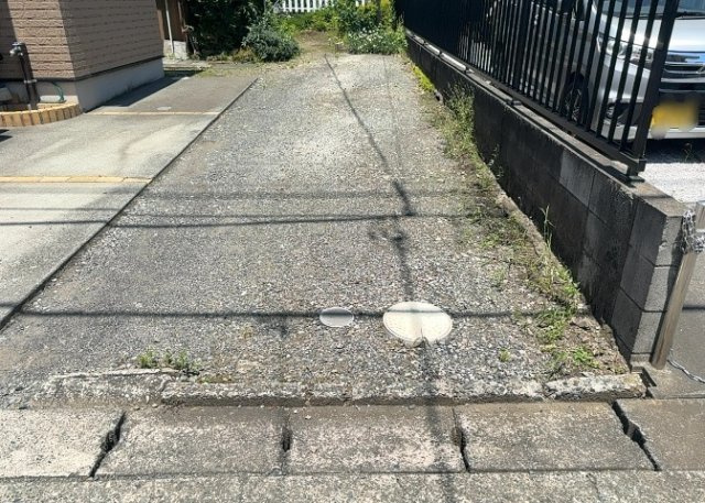 【外観】 | 物件の詳細については、現地を見てわかること以外に、役所や法務局などで調べないとわからないことがあります。そのため、現地に行く場合は、もしこの物件を買ったらどのような生活ができるかをイメージしましょう。