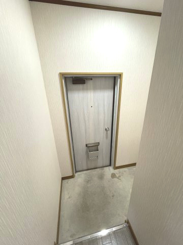 【玄関】 | 明るい玄関です