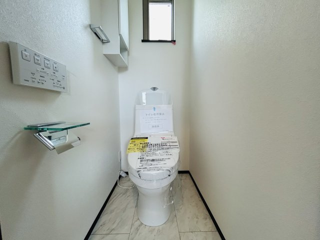 ◆完成済み◆汲沢5丁目 新築戸建 3980万円のトイレ