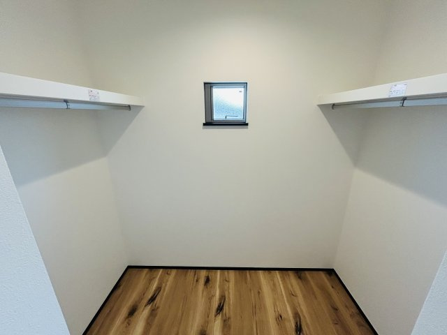 ◆完成済み◆汲沢5丁目 新築戸建 3980万円の収納