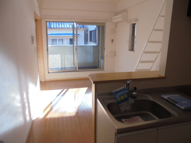 【居間・リビング】 | アルベログラン21 | 同型物件