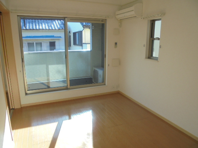 【居間・リビング】 | アルベログラン21 | 同型物件