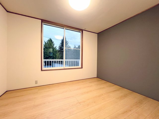 米沢市吹屋敷町　中古住宅の洋室