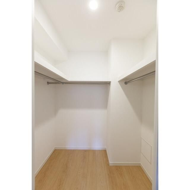 センチュリー尾山台グレイスの駐車場