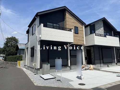 【外観】 | 【仲介手数料０円】綾瀬市深谷中1期　新築一戸建て　2号棟　全3棟 | 1号棟【仲介手数料０円】綾瀬市深谷中1期　新築一戸建て　全3棟