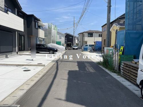 【前面道路含む現地写真】 | 【仲介手数料０円】綾瀬市深谷中1期　新築一戸建て　2号棟　全3棟 | 【仲介手数料０円】綾瀬市深谷中1期　新築一戸建て　全3棟