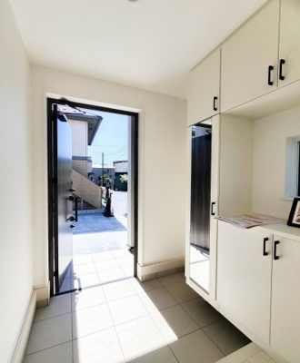 【玄関】 | 大和市福田第1期 新築戸建 全2棟