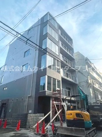 フリーディオ堺BLDの外観