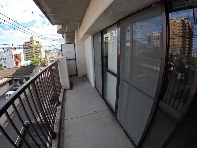 【バルコニー】 | The Avenue