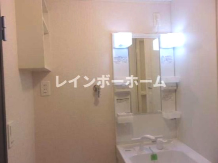 ヴィラセゾン船橋本町の洗面所