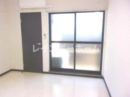 ヴィラセゾン船橋本町の居間・リビング