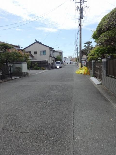 売地　豊橋市井原町の前面道路含む現地写真|前面道路