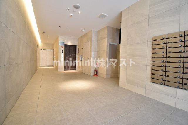 エグゼ堺筋本町のロビー