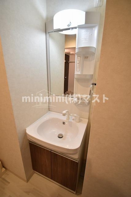 エグゼ堺筋本町の洗面所