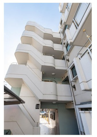 京都市伏見区深草泓ノ壺町　一棟マンション　近鉄伏見駅徒歩約２分の外観