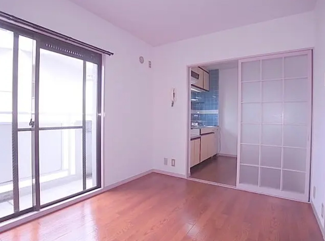 京都市伏見区深草泓ノ壺町　一棟マンション　近鉄伏見駅徒歩約２分の洋室