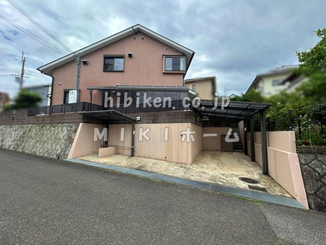 箕面市小野原西３丁目　中古戸建の外観