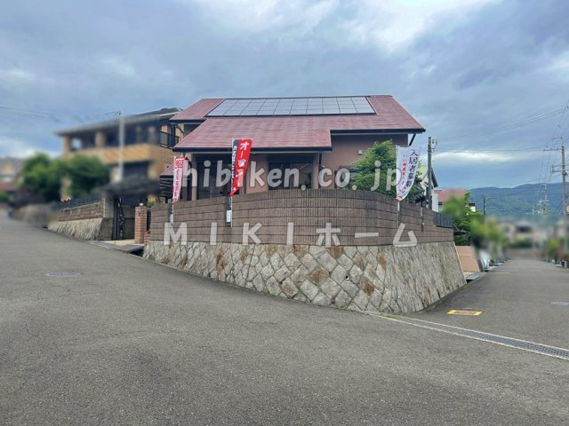 箕面市小野原西３丁目　中古戸建の外観