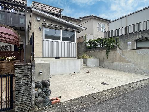 岩倉中在地町 中古テラスの外観