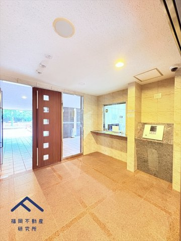 グランド・ルー博多南ガーデネッセのエントランス