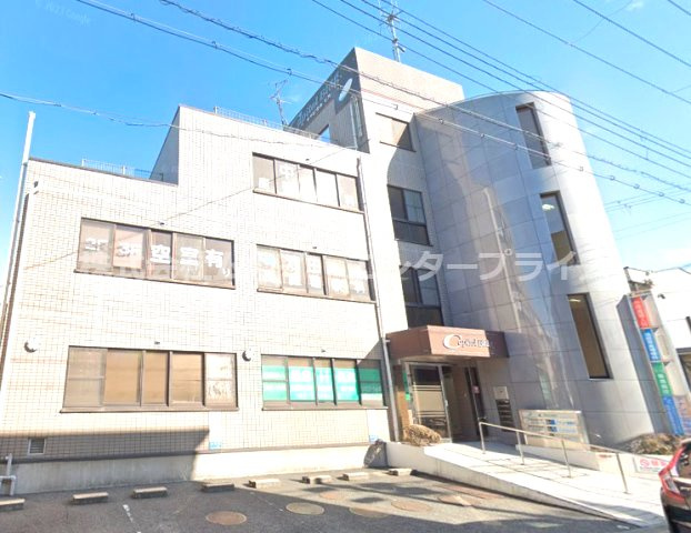 キャピタルビル