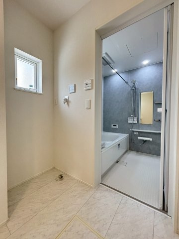 北葛飾郡松伏町　田中3丁目　新築戸建　全8棟の洗面所|使いやすい洗面所です