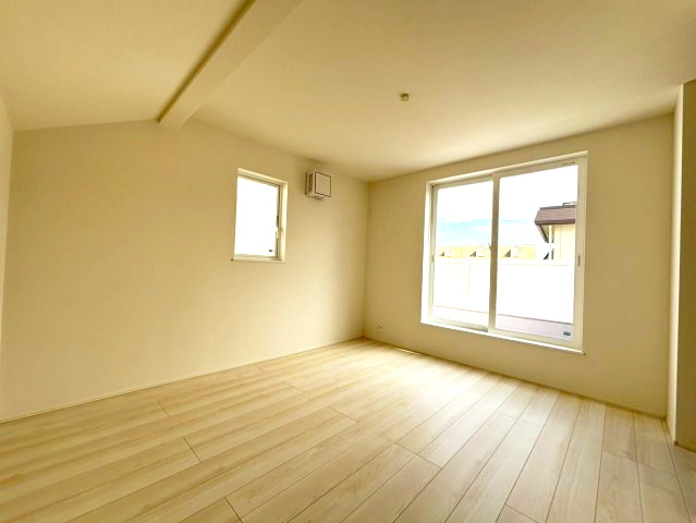 北葛飾郡松伏町　田中3丁目　新築戸建　全8棟の洋室|広々とした洋室です