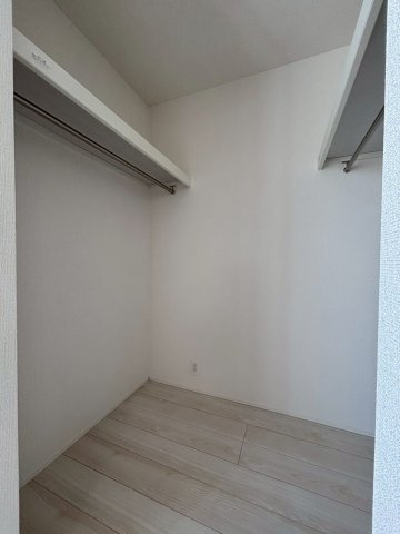 北葛飾郡松伏町　田中3丁目　新築戸建　全8棟の収納|大きなものも収納できそうです